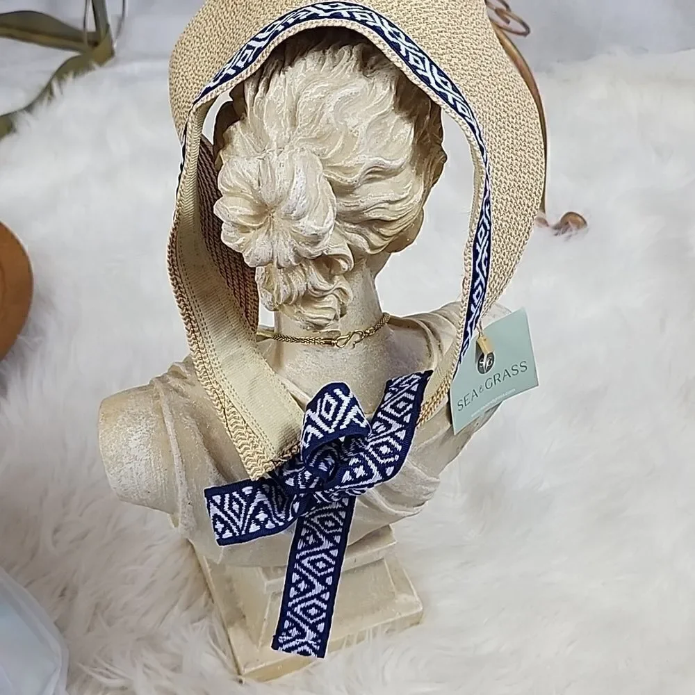 NWT Sea Grass Straw Visor with Navy and White Ribbon